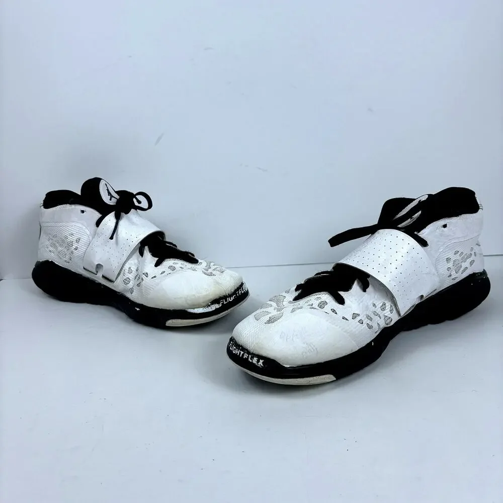 Nike Jordan Flight Flex Trainer 2 Mens size 11 White Black 768911-011